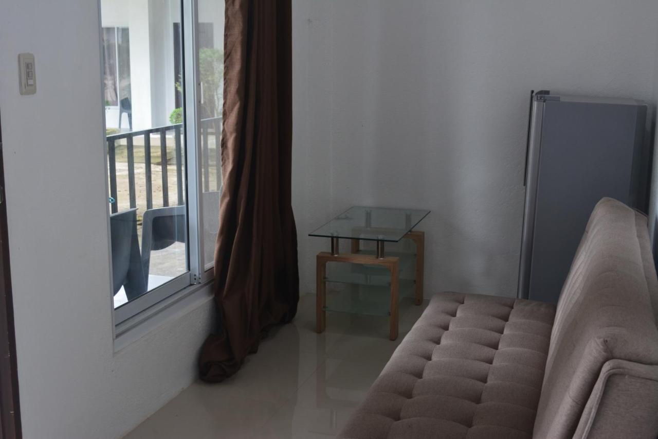 Sergi'S Resort And Hotel Palompon Екстер'єр фото