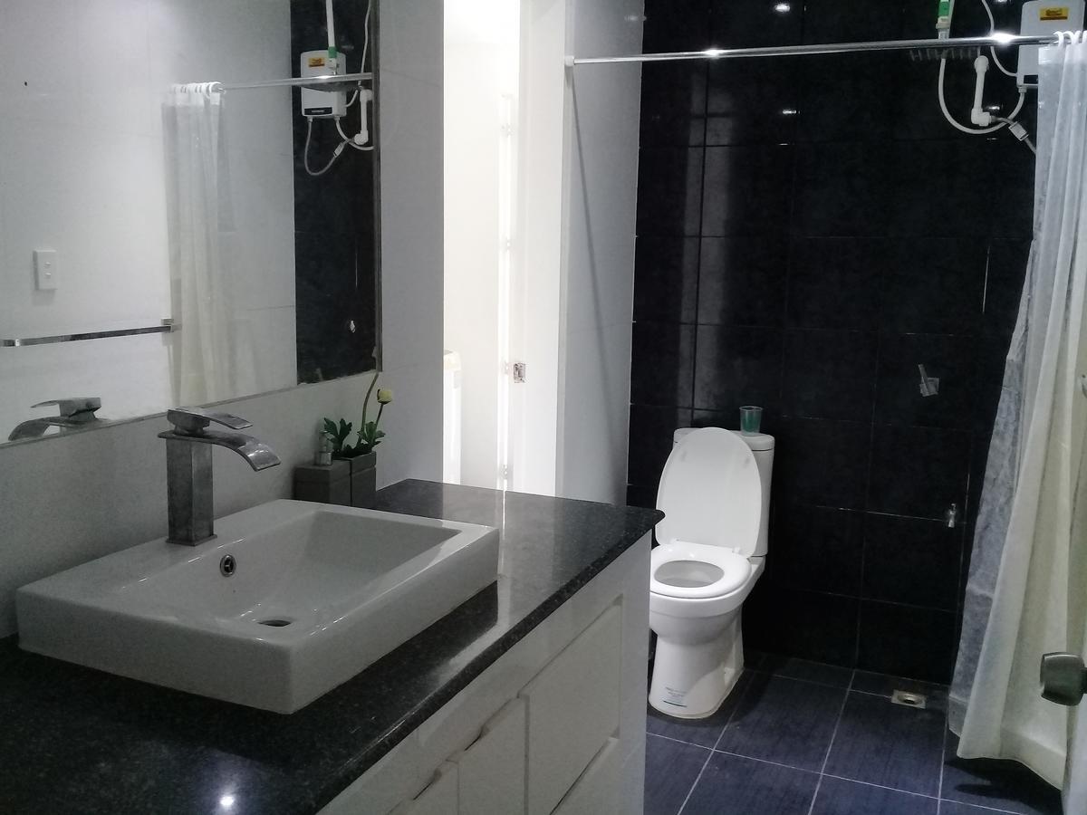 Sergi'S Resort And Hotel Palompon Екстер'єр фото