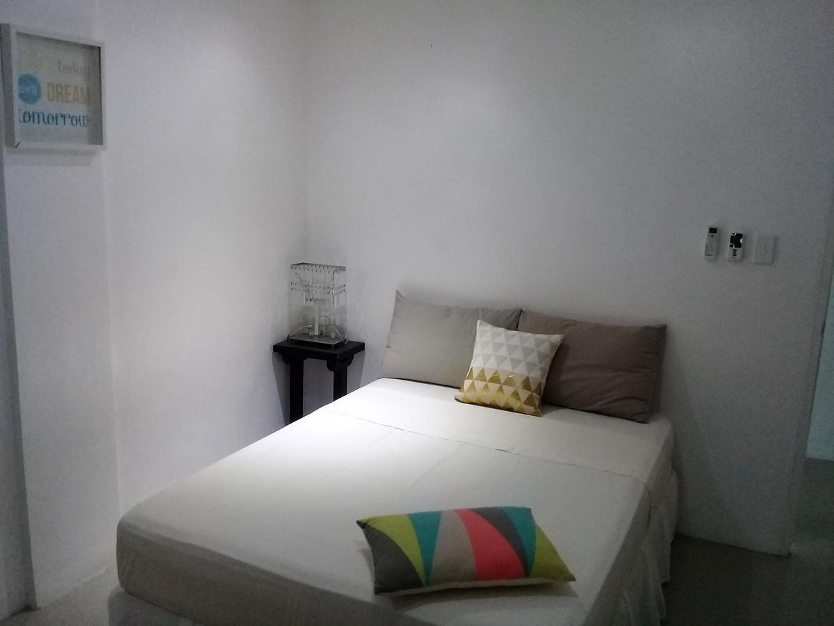 Sergi'S Resort And Hotel Palompon Екстер'єр фото