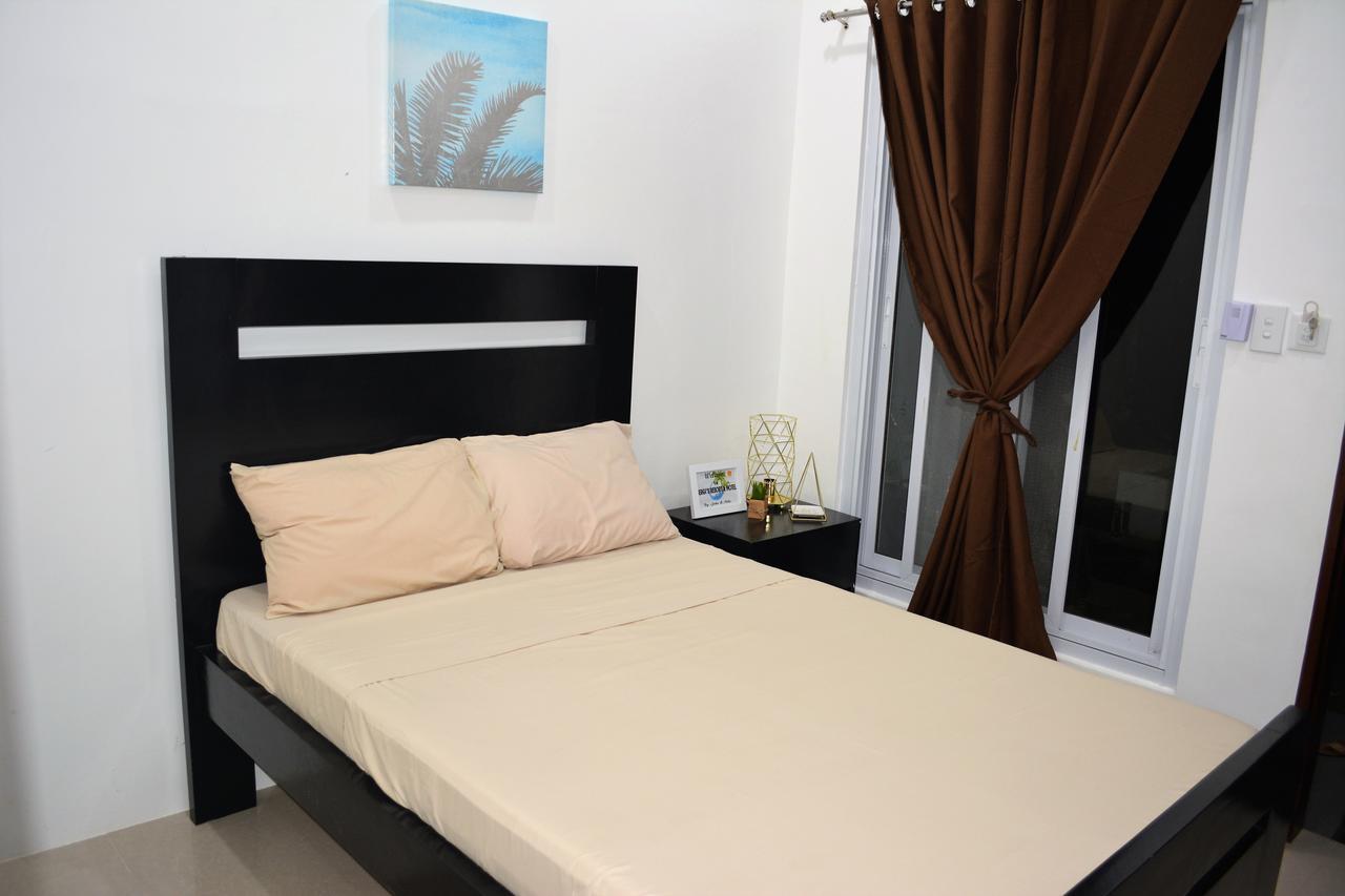 Sergi'S Resort And Hotel Palompon Екстер'єр фото